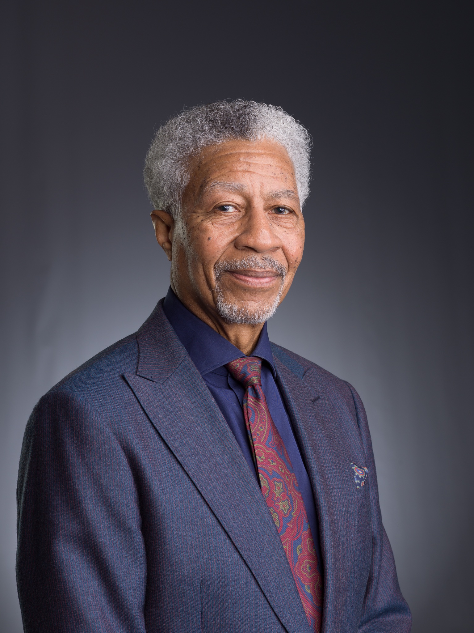 Jesse Thompson Headshot Image