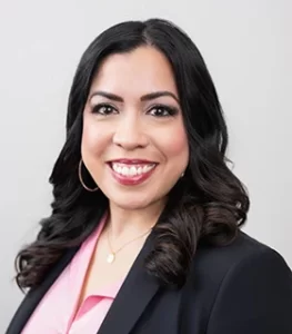 Sara Lozano Headshot Image